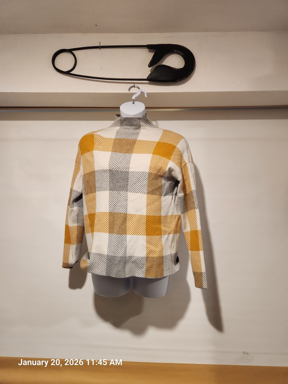 Tahari Mustard, Gray & Cream Plaid Turtleneck Sweater